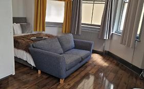 1 Comfortable Studio