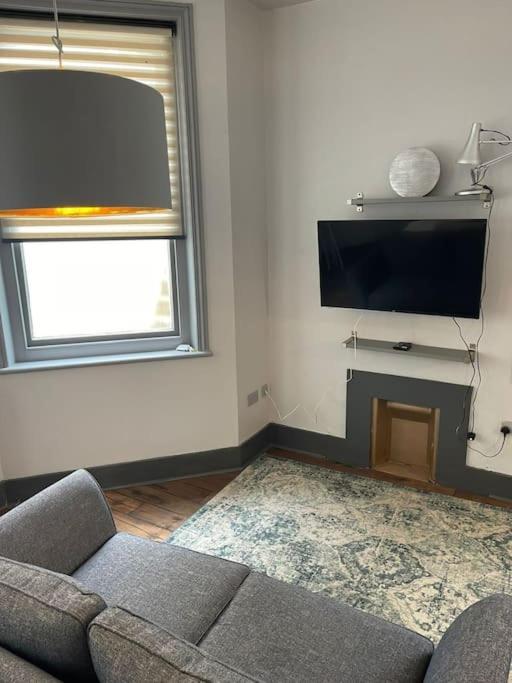 1 Comfortable Studio Apartment Brighton Exterior photo