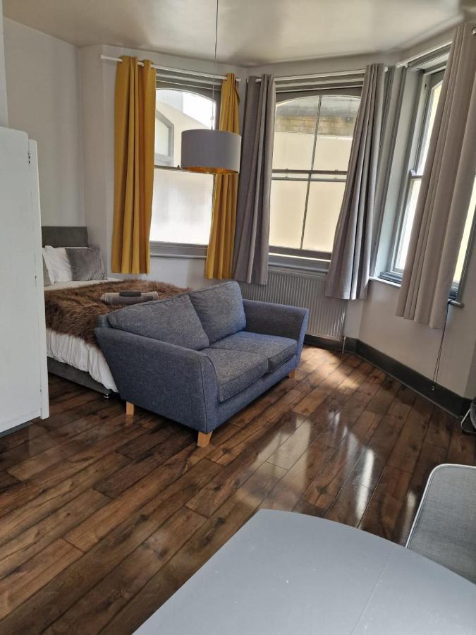 1 Comfortable Studio Apartment Brighton Exterior photo